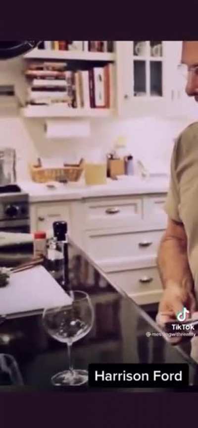 Harrison Ford Freaks Out After David Blaine Shows Him a Trick