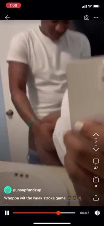 For all the dickriders who wanna ride his meat, here yall go