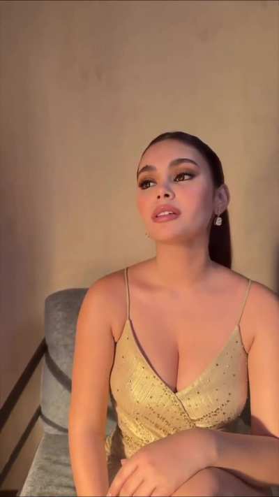 Ivana Alawi 