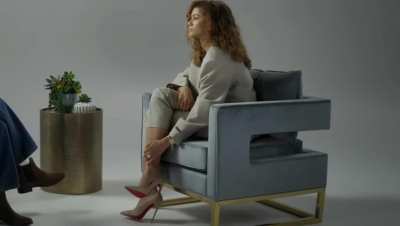 Zendaya has the most beautiful legs 👠