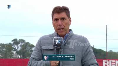 "S&iacute; a este Pe&ntilde;arol, cerras los ojos y le pones otra camiseta parece dirigido por JR...."