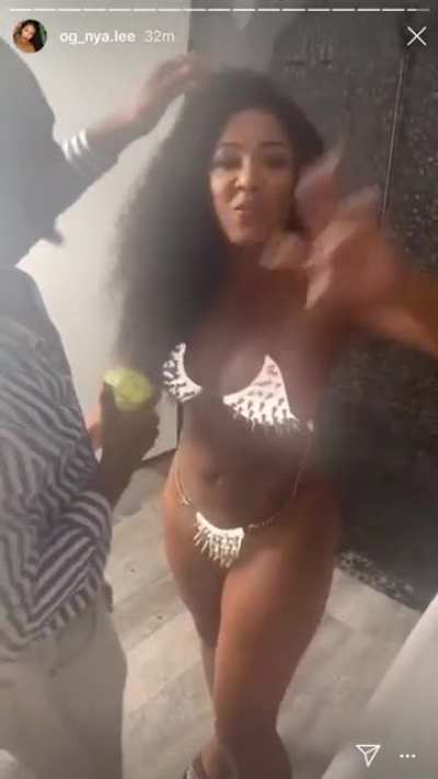 Nya Lee #Twerking 🤦🏿‍♂️<wbr>😍