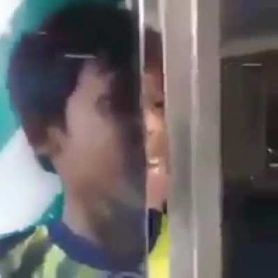 Dos puntos uve :P