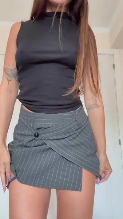 Mmm daddy please dont tell mommy I like to go outside without panties!! pleaseee 😫