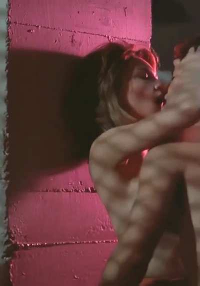 Viral Signs (1990)