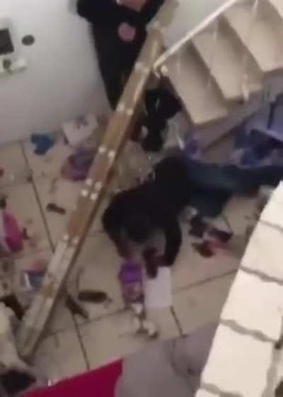 WCGW Don't you worry, just hold the ladder steady for me
