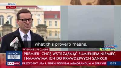 Polish PM in Berlin: "Five thousand helmets? It must be a joke."