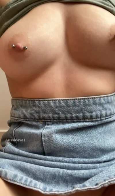 Do you like what&rsquo;s under my tight clothes?