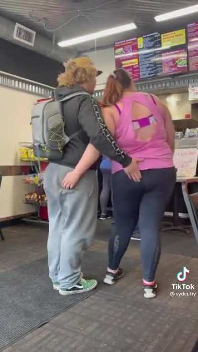 🤢🤮