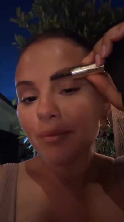 Selena | glam up | IG Story | August 2023 