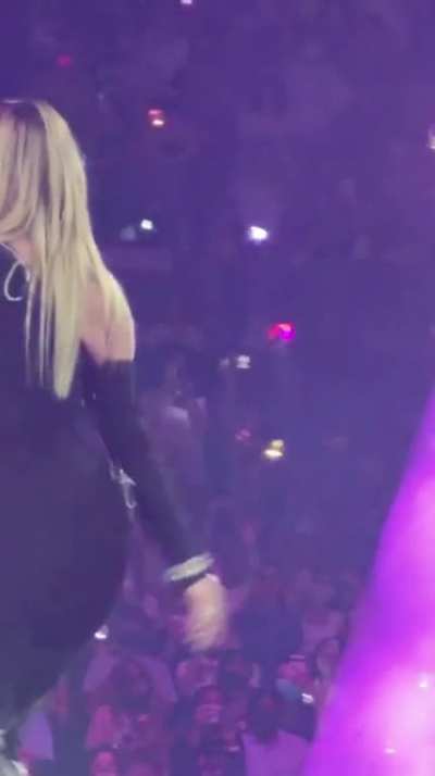 Bebe Rexha (KCON 2022, Los Angeles) - Mobil<wbr>e/Ver<wbr>tical