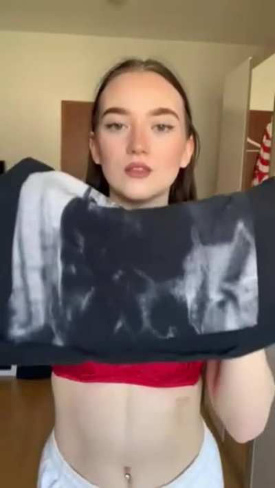 I'm hiding something, would you touch it (i really want you to ...)