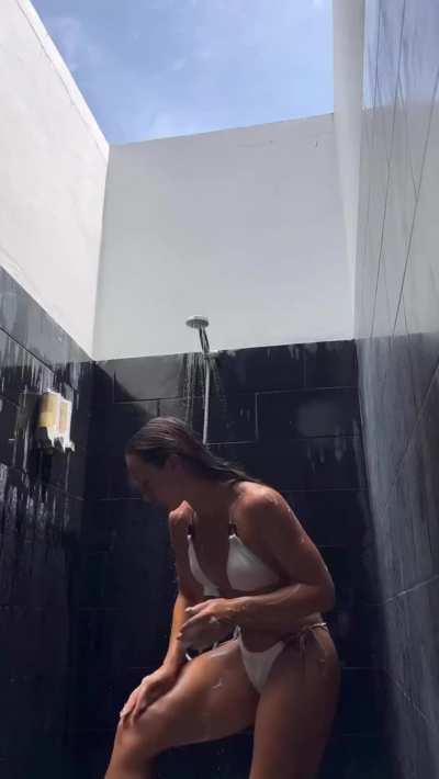 Jacey Lynne is perfection (BBCAN 10)