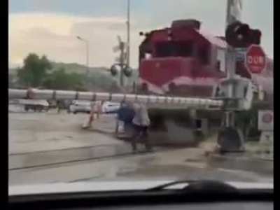 Another human vs train challenge