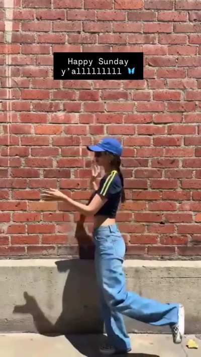 Victoria dancing on her IG story | IG | August 2025