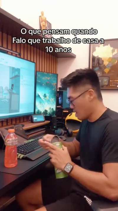 E meu home-office que &eacute; 20% online no reddit usando pantufas no escrit&oacute;rio? 