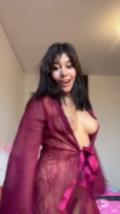 Cute Latina Twerking |🍑💦🥵408GB HUG3 C0NT3NT GR@B AS@P🥵💦🍑L!NK !N C0MMENT