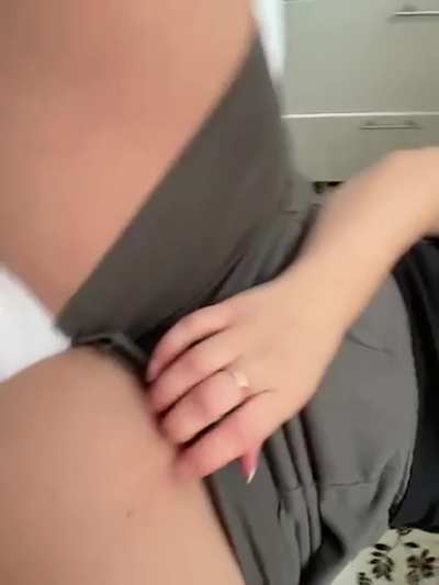 No panties = easy access