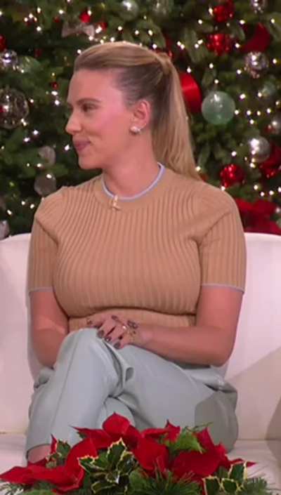 Joy to the world, Mommy Scarlett Johansson has come