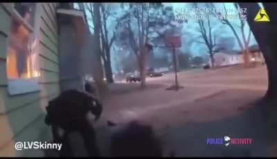 Cop promises no arrest and throws hands with “thug”