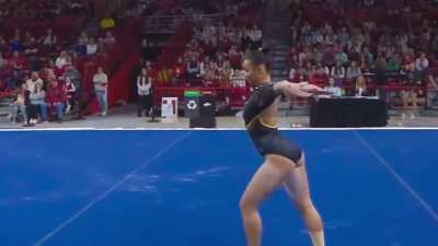Mya Hotten: University of Minnesota gymnastics 🤸&zwj;♀️ ❤️🤎💛
