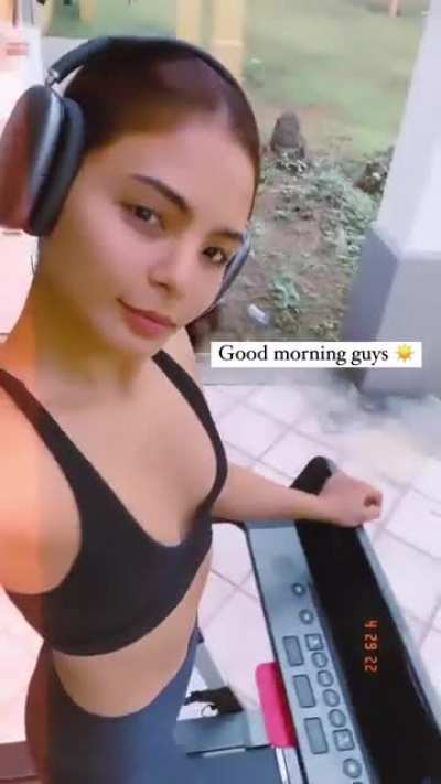 Lovi Poe