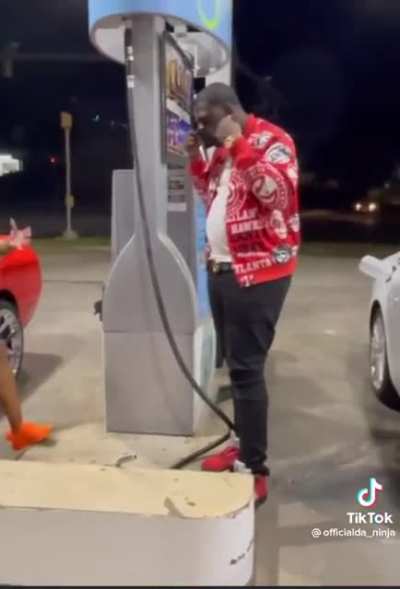 Man caught stealing gas