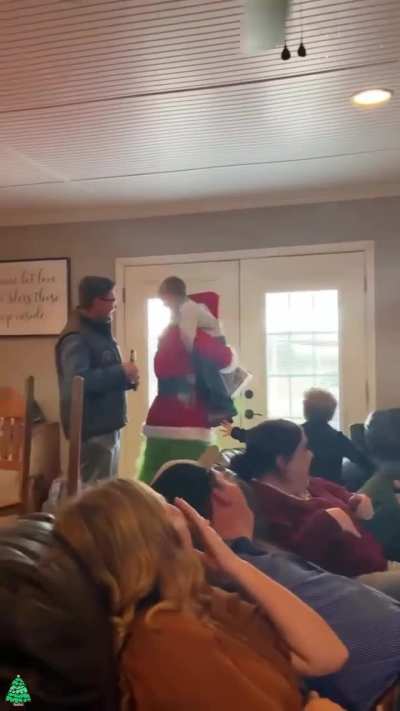 How to traumatize kids "for fun" (taken from @viralfuntok on IG)