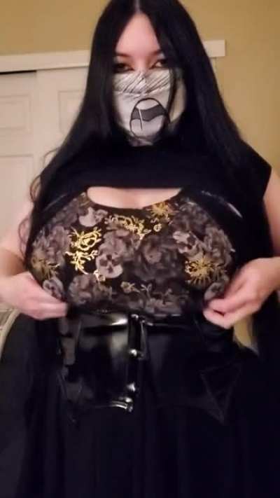 Tiddy drop 🖤 [OC]