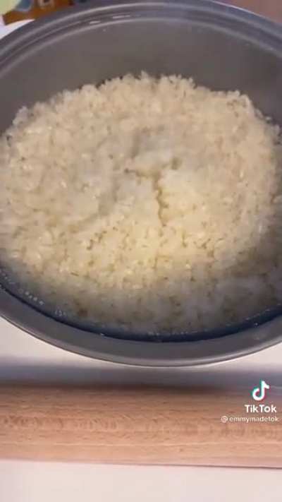 A mochi machine