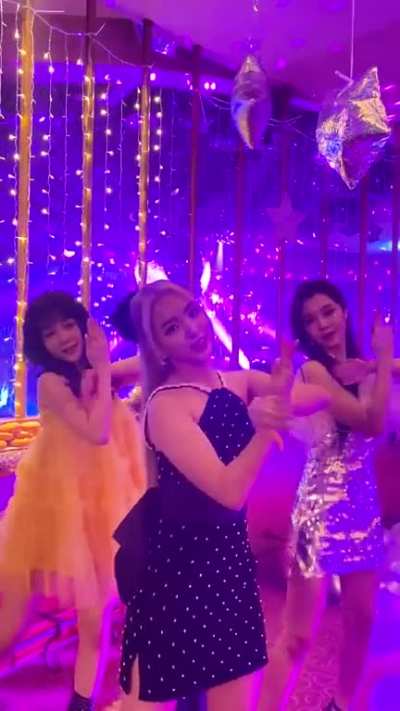 [230305] Yeseo, Dayeon &amp;amp; Hikaru TikTok update: I do! Do you? Challenge🤍 #IdoDoyouchallenge [FLY-BY]