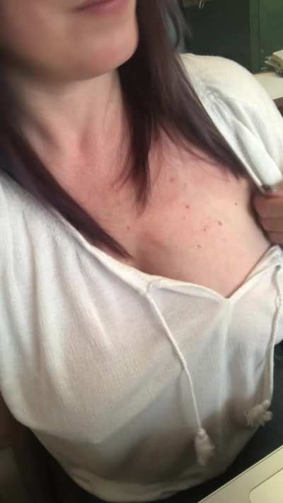 Think anyone at the of[f]ice has noticed I&rsquo;m not wearing a bra today🤫🙈
