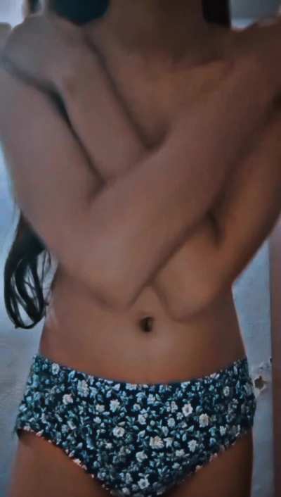 My cute cuckie was sitting just infront of me as I strip this for you guys