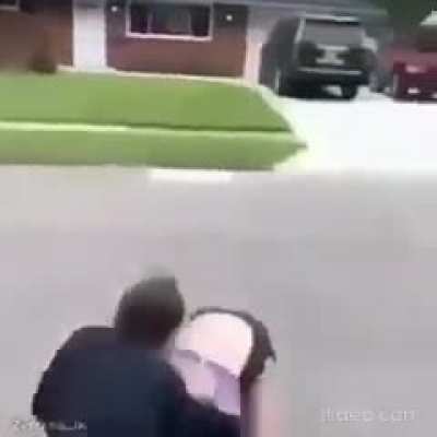 *BAILA*