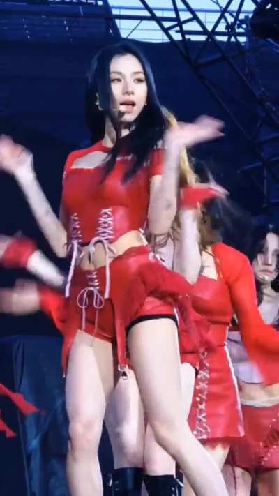 🔊 Chaeyoung ft. Mina, Jeongyeon &amp;amp; Sana