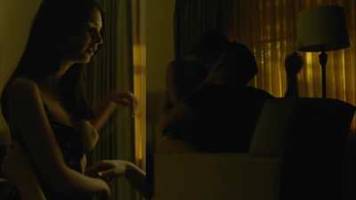 "I want you to touch me" (Emrata PMV 2)