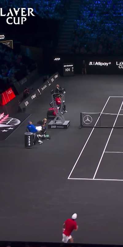 Team World may have lost the Laver Cup this year, but they won Shot of the Day with a Learner Tien breakpoint save