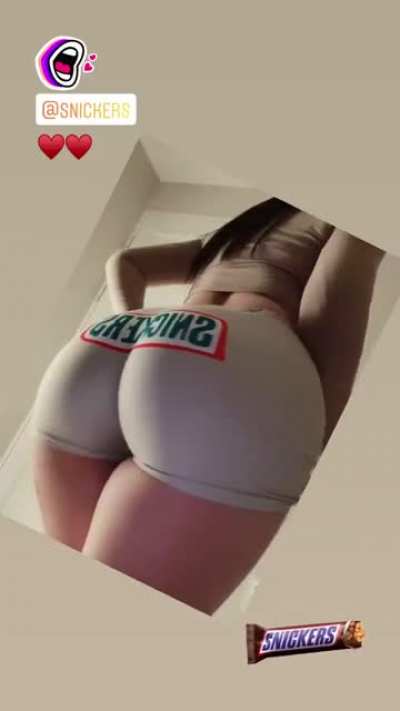 Snickers part 2 👏🍑