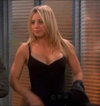 Kaley cuoco has an insane body