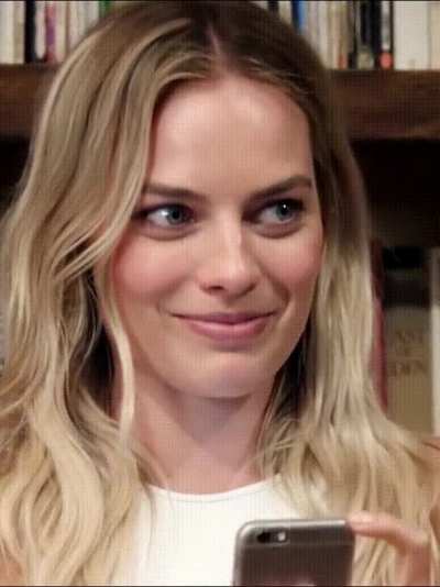 Margot Robbie's reaction after seeing a picture of your "size". How do you respond to her reaction?