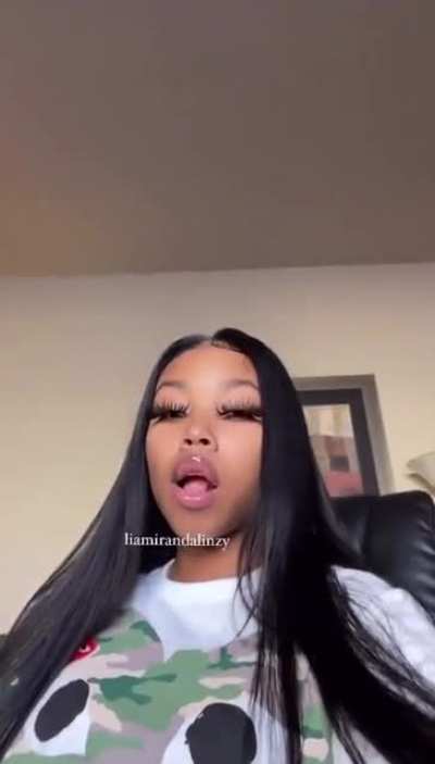 😈