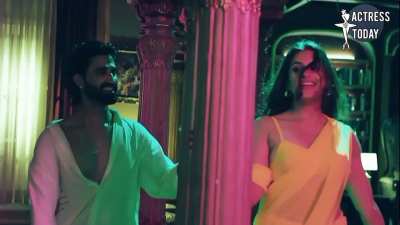 Arushi Handa hot scene 1 from "Talab"... 