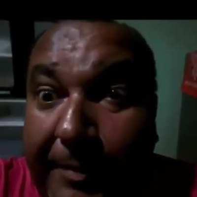 Pedro vendo meme de super idol: