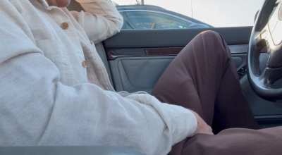 Waiting for my next passenger in my Uber while I edge my huge cock is a perfect way to start the day