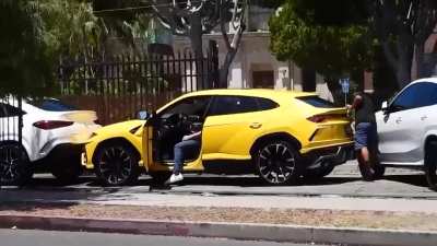 Ben Affleck leaves his son in the car while he goes out to answer a phone call, kid gets in the driver's seat &amp;amp; hits the car behind him
