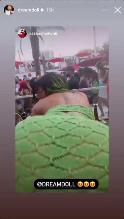 👇🏽