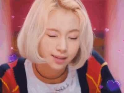 chaeyoung&rsquo;s attempted wink