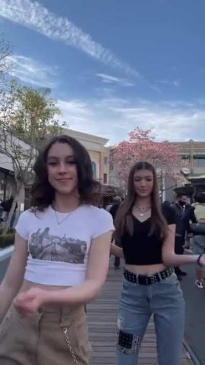Kacey Tiktok Dance