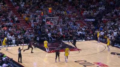 [Highlight] Austin Reaves with the put back jam to end the half