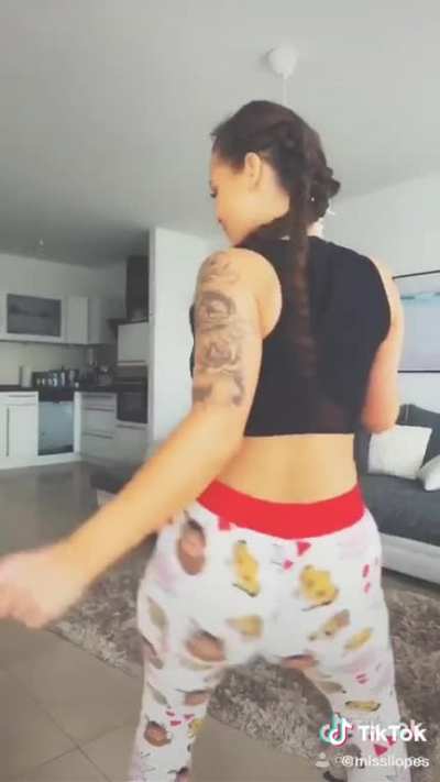 Jeje Lopes Twerk